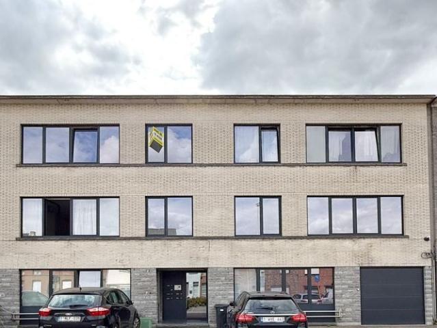 Appartement te huur in Beveren Waas voor € 900 met 2 slaapkamers
