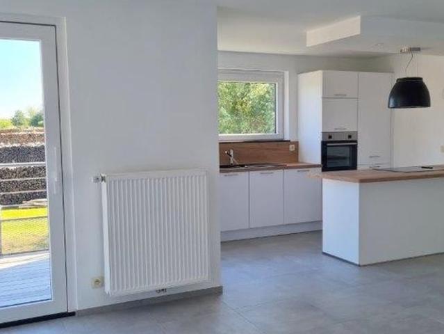 Appartement te huur in Bièvre voor € 795 met 2 slaapkamers