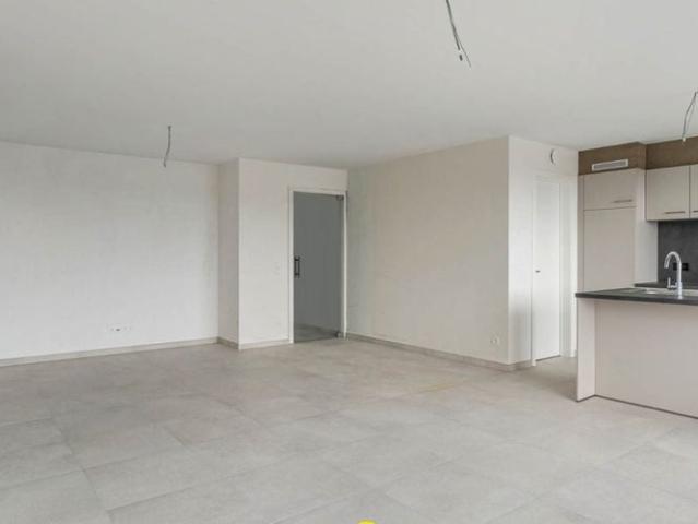 Appartement te huur in Bilzen voor € 1.200 met 2 slaapkamers