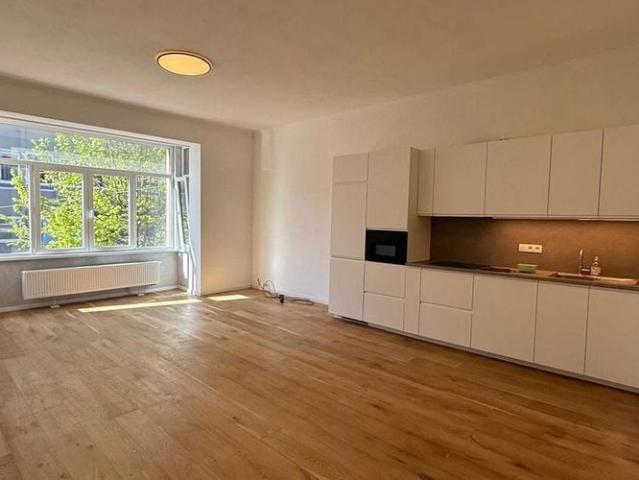 Appartement te huur in Borgerhout voor € 850 met 1 slaapkamer