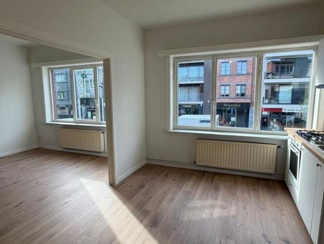 Appartement te huur in Brasschaat voor € 950 met 2 slaapkamers