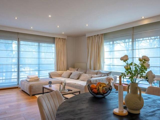 Appartement te huur in Brasschaat voor € 1.200 met 2 slaapkamers