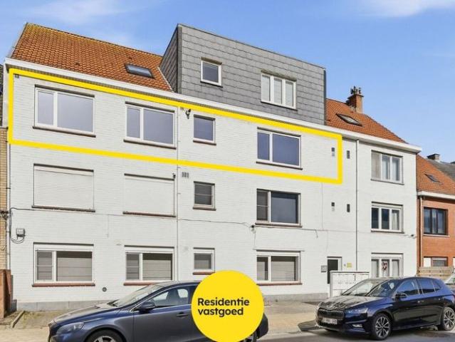 Appartement te huur in Bredene voor € 750 met 2 slaapkamers