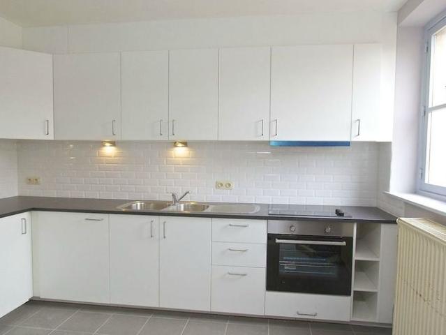 Appartement te huur in Brugge voor € 780 met 1 slaapkamer