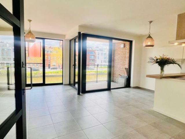 Appartement te huur in Brugge voor € 825 met 1 slaapkamer