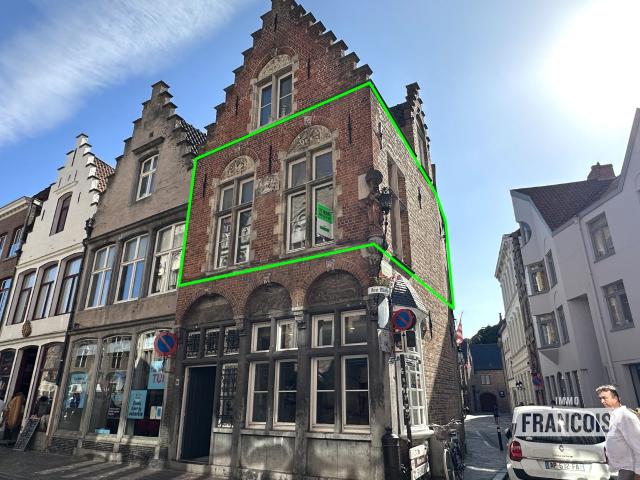 Appartement te huur in Brugge met 3 slaapkamers