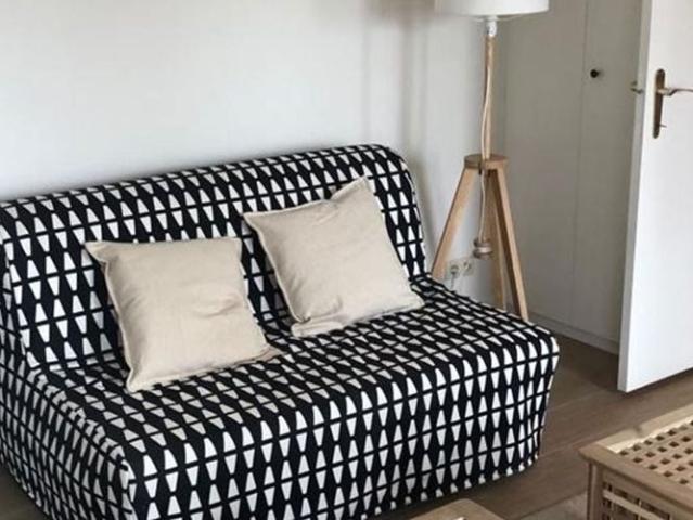 Appartement te huur in Brussel voor € 800 met 1 slaapkamer
