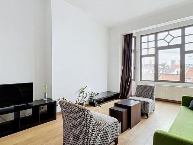 Appartement te huur in Brussel voor € 1.100 met 1 slaapkamer