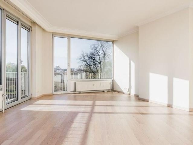 Appartement te huur in Brussel voor € 1.250 met 1 slaapkamer