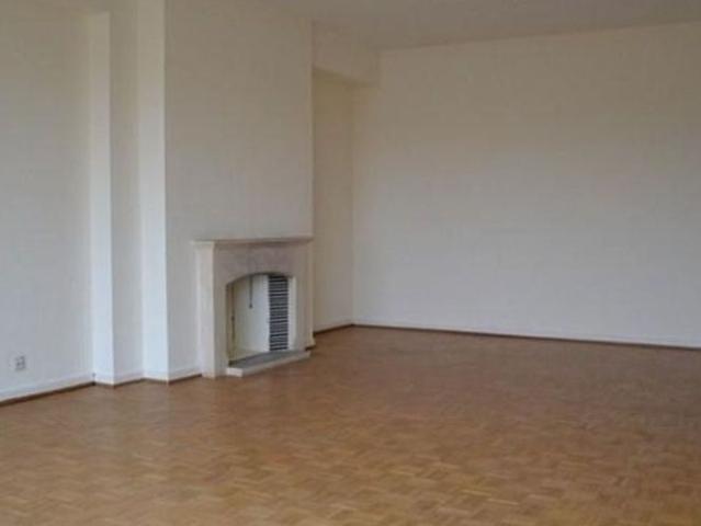 Appartement te huur in Brussel voor € 1.500 met 2 slaapkamers