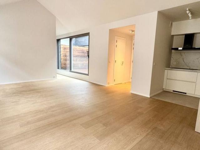 Appartement te huur in Brussel voor € 1.650 met 2 slaapkamers