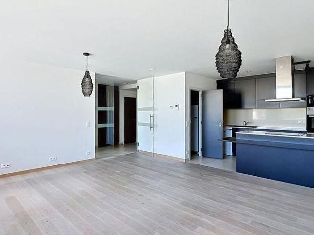 Appartement te huur in Brussel voor € 1.600 met 2 slaapkamers