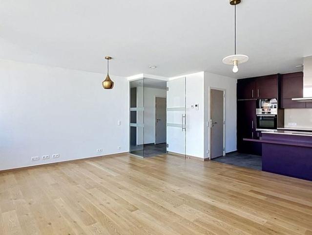 Appartement te huur in Brussel voor € 1.600 met 2 slaapkamers