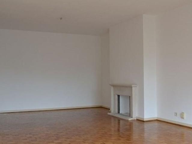Appartement te huur in Brussel voor € 1.700 met 3 slaapkamers