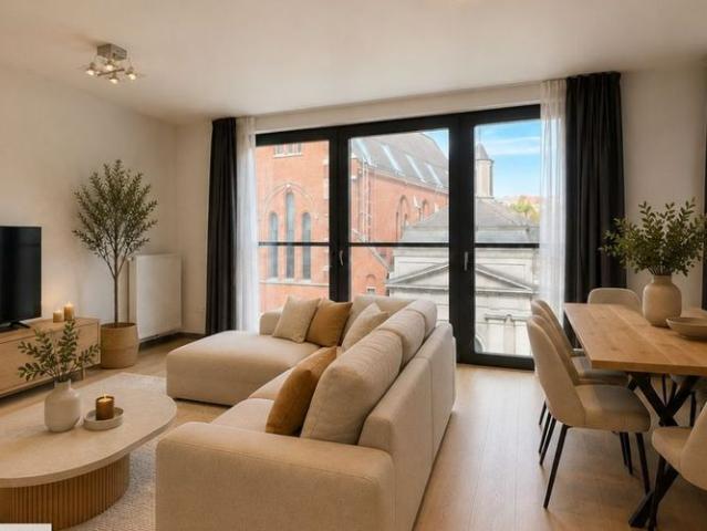 Appartement te huur in Brussel voor € 2.200 met 3 slaapkamers