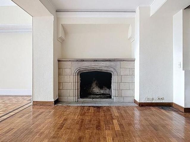 Appartement te huur in Brussel voor € 3.250 met 3 slaapkamers