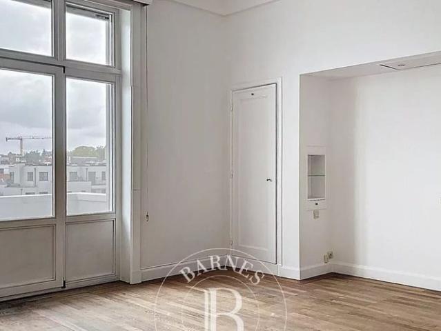Appartement te huur in Brussel voor € 3.325 met 3 slaapkamers