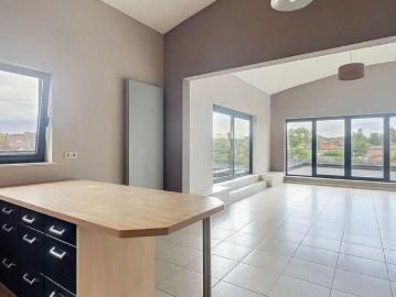 Appartement te huur in Cuesmes voor € 1.000 met 3 slaapkamers