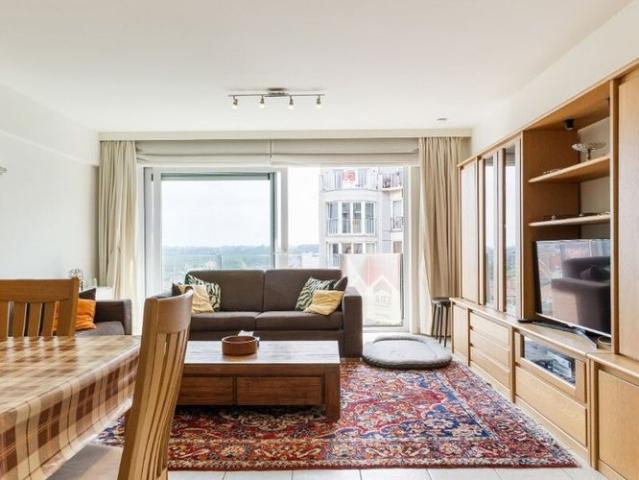 Appartement te huur in De Panne voor € 900 met 2 slaapkamers