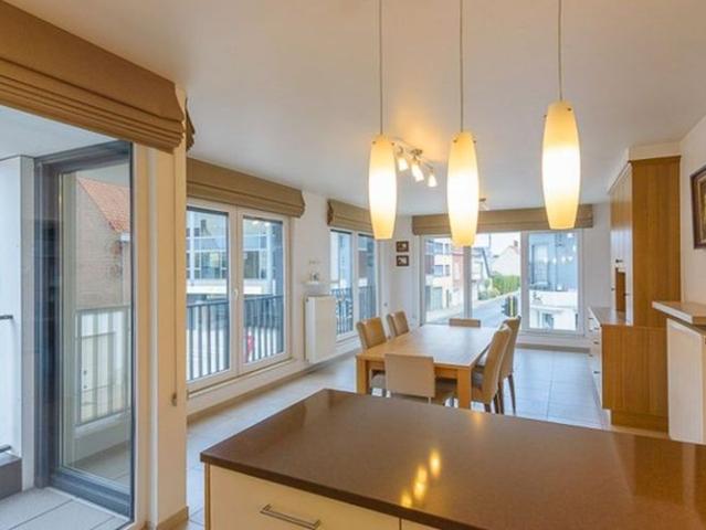 Appartement te huur in Deerlijk voor € 850 met 2 slaapkamers
