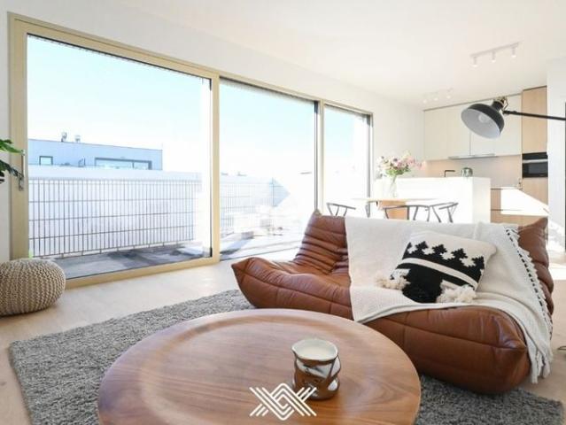 Appartement te huur in Deinze voor € 1.000 met 2 slaapkamers
