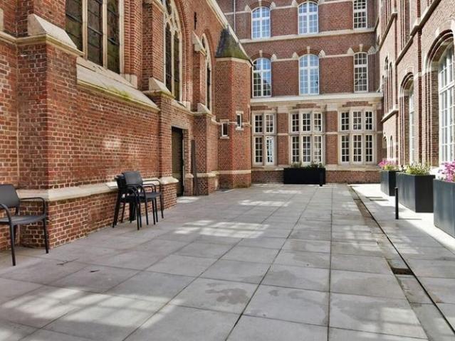 Appartement te huur in Dendermonde voor € 1.232 met 2 slaapkamers
