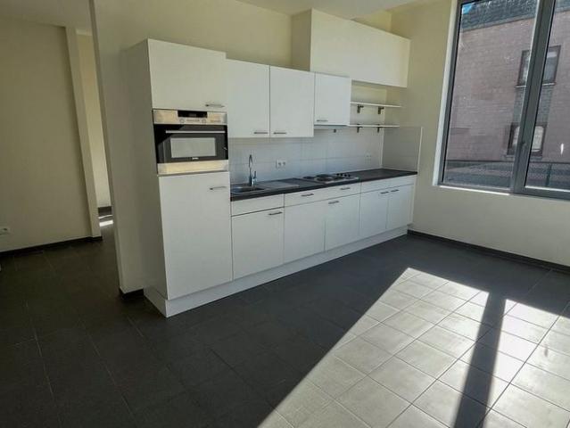 Appartement te huur in Diepenbeek voor € 850 met 1 slaapkamer