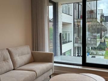 Appartement te huur in Diepenbeek voor € 1.100 met 1 slaapkamer