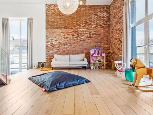 Appartement te huur in Dikkelvenne voor € 1.800 met 4 slaapkamers