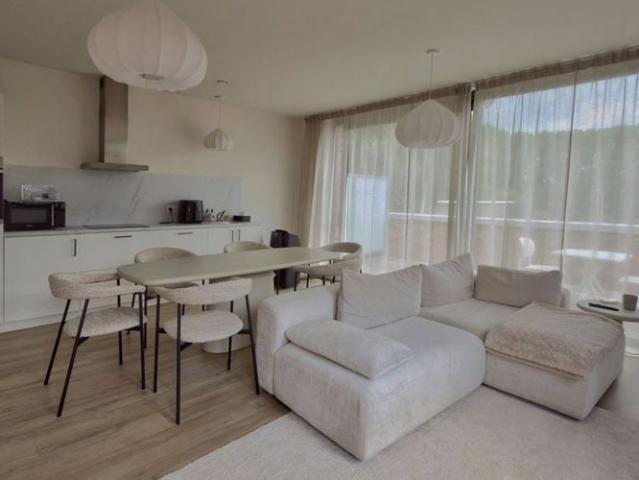 Appartement te huur in Dilbeek voor € 1.170 met 2 slaapkamers
