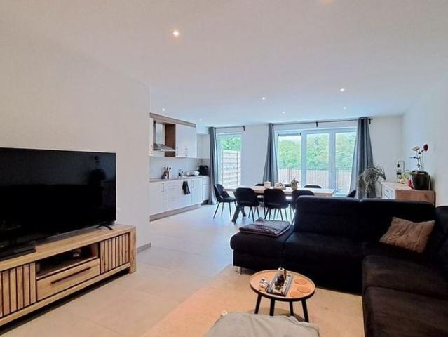 Appartement te huur in Dilsen Stokkem voor € 895 met 2 slaapkamers