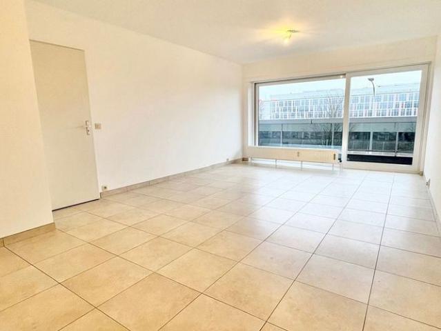 Appartement te huur in Evere voor € 1.500 met 3 slaapkamers