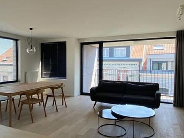 Appartement te huur in Evere voor € 1.250 met 2 slaapkamers