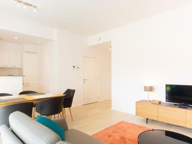 Appartement te huur in Evere voor € 1.275 met 1 slaapkamer