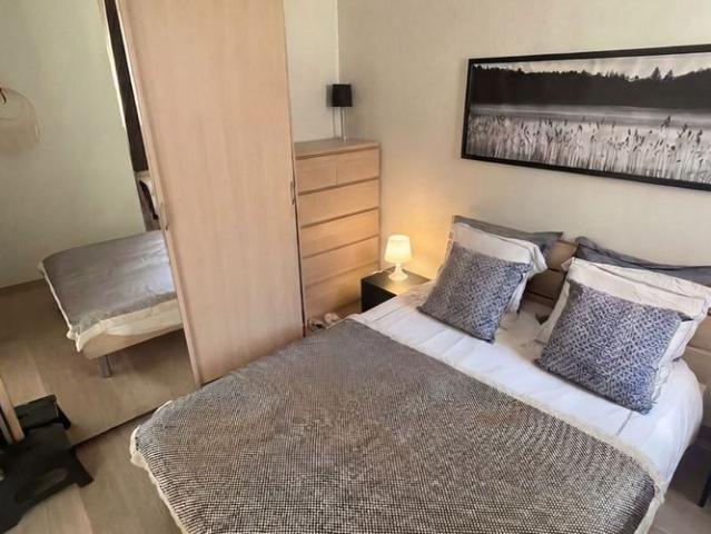 Appartement te huur in Evere voor € 950 met 1 slaapkamer
