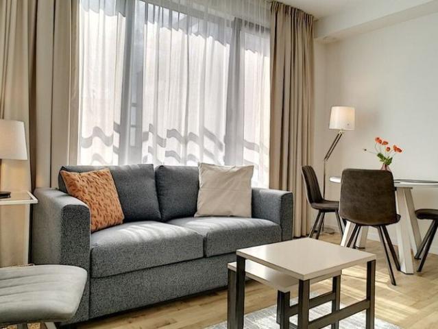 Appartement te huur in Evere voor € 975 met 1 slaapkamer