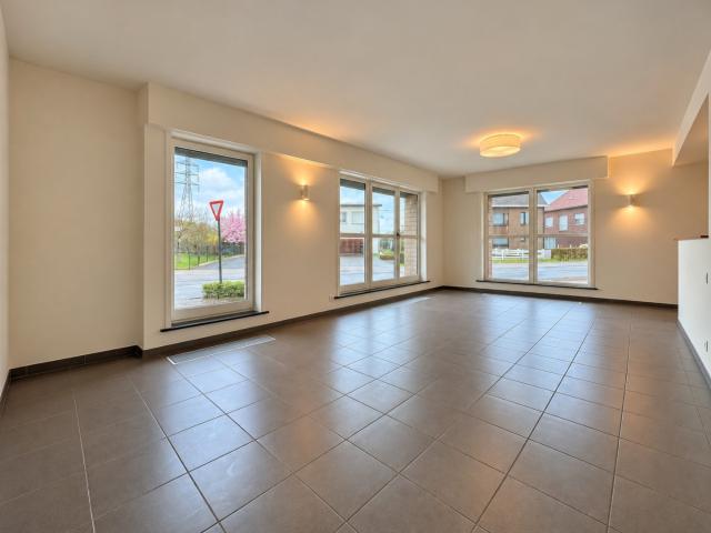 Recent opgefrist gelijkvloers appartement met tuin en garage – Rabotstraat 63, Belzele Evergem