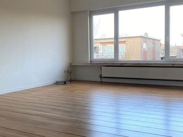 Appartement te huur in Edegem voor € 1.000 met 2 slaapkamers