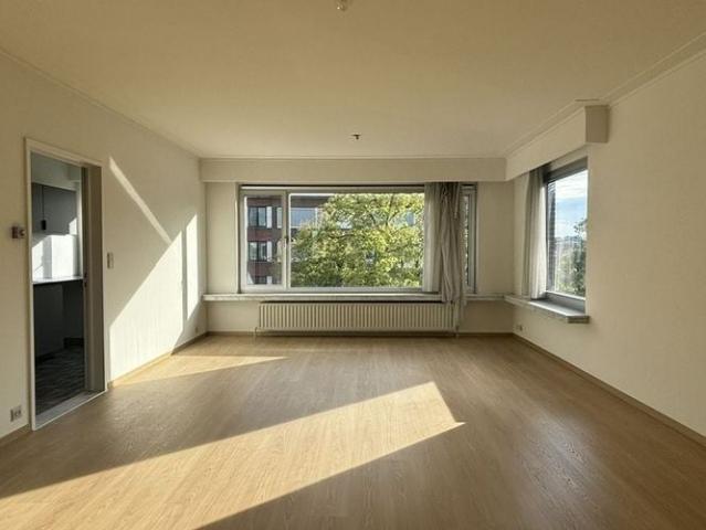 Appartement te huur in Edegem voor € 950 met 3 slaapkamers