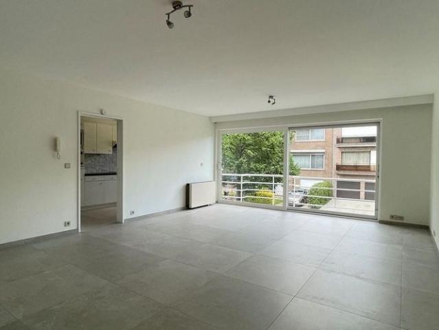 Appartement te huur in Edegem voor € 900 met 2 slaapkamers