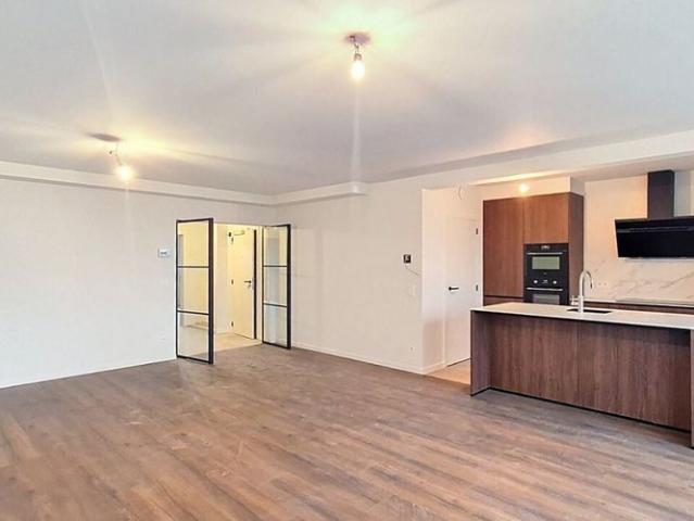 Appartement te huur in Eeklo voor € 1.025 met 2 slaapkamers