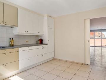 Appartement te huur in Eeklo voor € 700 met 2 slaapkamers