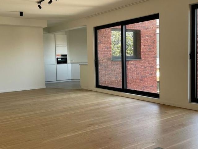 Appartement te huur in Ekeren voor € 1.100 met 2 slaapkamers