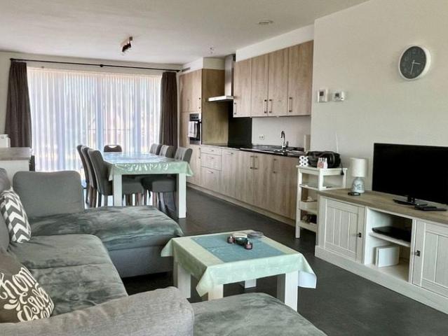Appartement te huur in Eksaarde voor € 820 met 2 slaapkamers