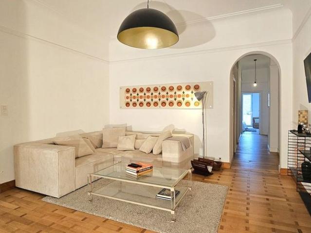 Appartement te huur in Elsene voor € 2.250 met 2 slaapkamers
