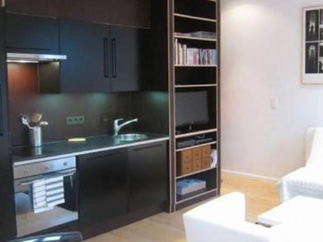 Appartement te huur in Elsene voor € 900 met 1 slaapkamer