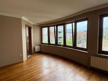 Appartement te huur in Genk voor € 895 met 2 slaapkamers