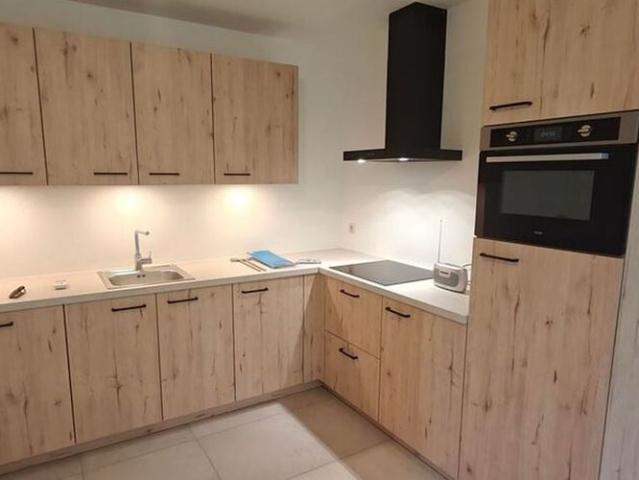 Appartement te huur in Genk voor € 900 met 1 slaapkamer