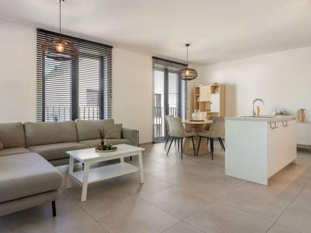 Appartement te huur in Genk voor € 1.075 met 2 slaapkamers
