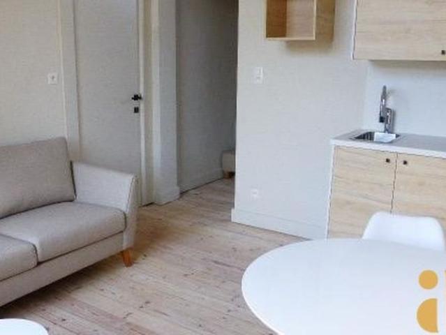 Appartement te huur in Gent voor € 715 met 1 slaapkamer